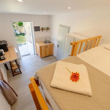 Antigone'S Garden Villa Halikounas ภายนอก รูปภาพ